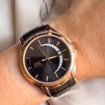 Reloj Q&Q Unisex negro con calendario