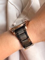 Reloj Q&Q Unisex negro con calendario - Imagen 3