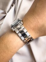 Reloj QYQ plateado pequeño - Imagen 2