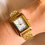 Reloj QYQ Q25C-002PY DORADO